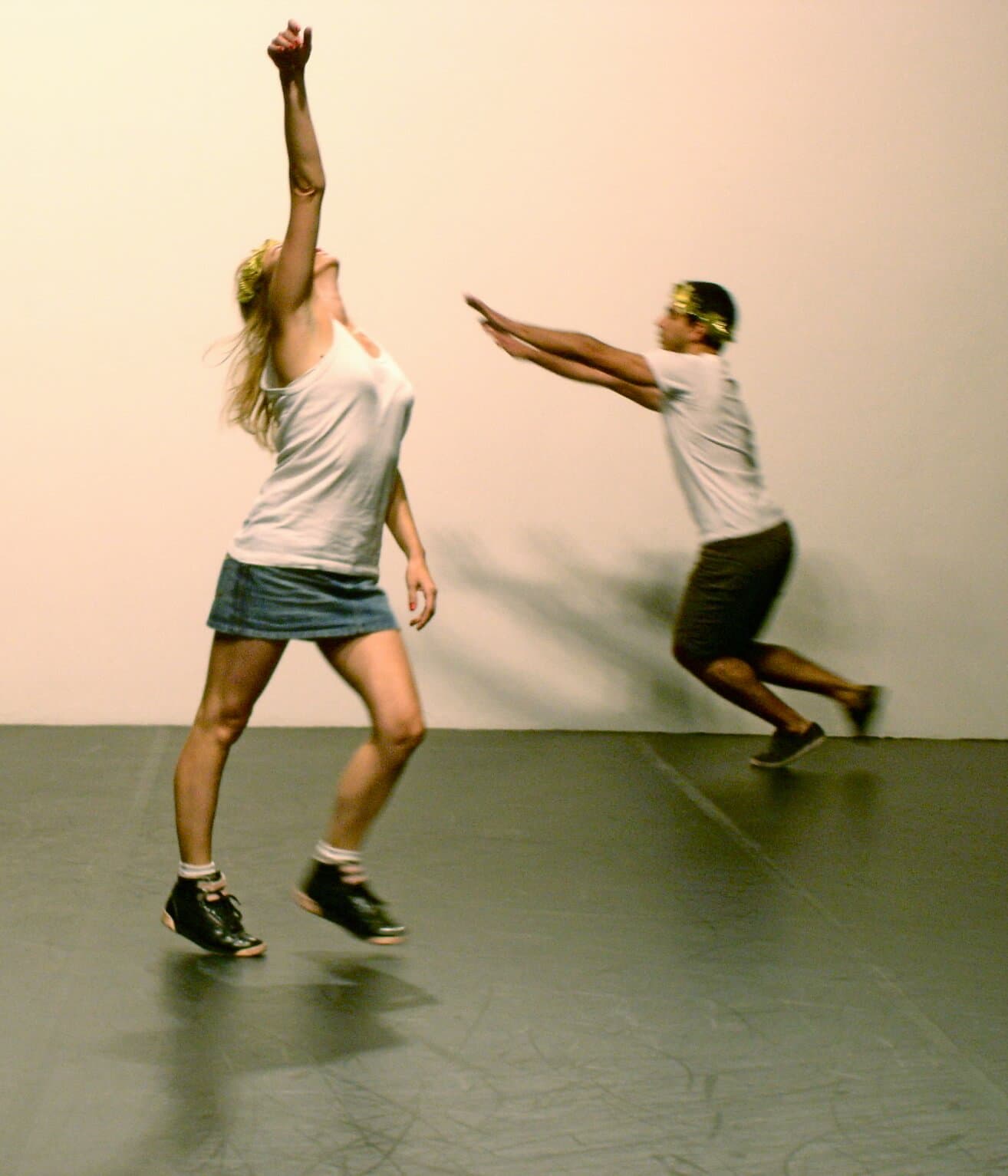 Well Done (2009) performance - 1