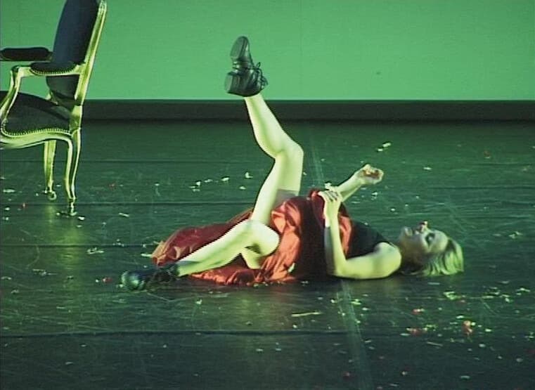 Pó (2002) performance - 1