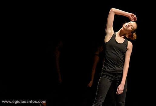 BEAUTIFUL ONES (2017) performance - 2