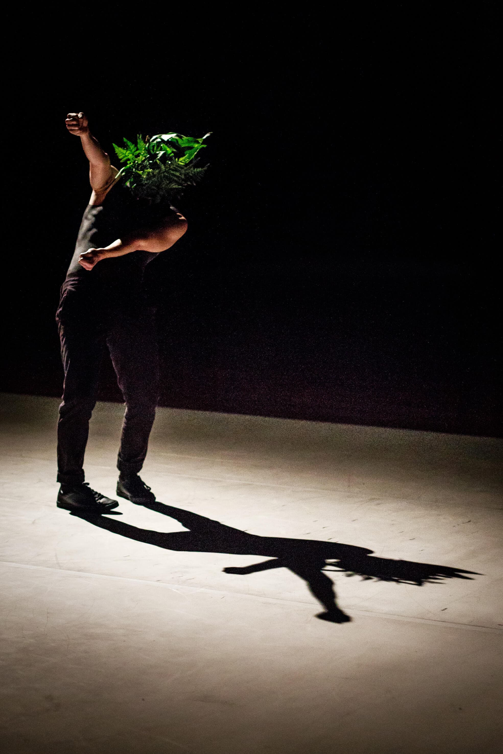 Grau Zero, um corpo que espera (2018) performance - 3
