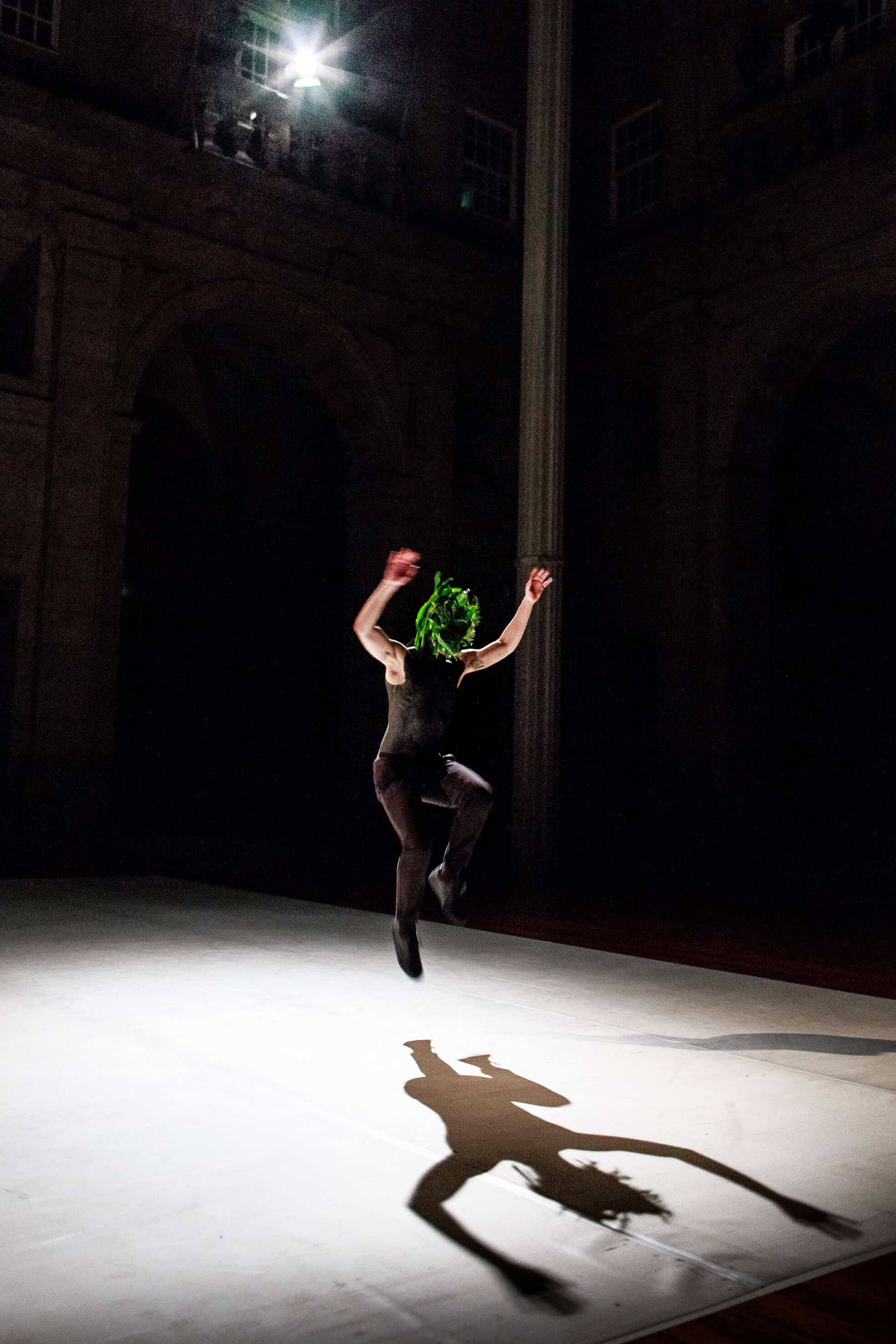 Grau Zero, um corpo que espera (2018) performance - 5