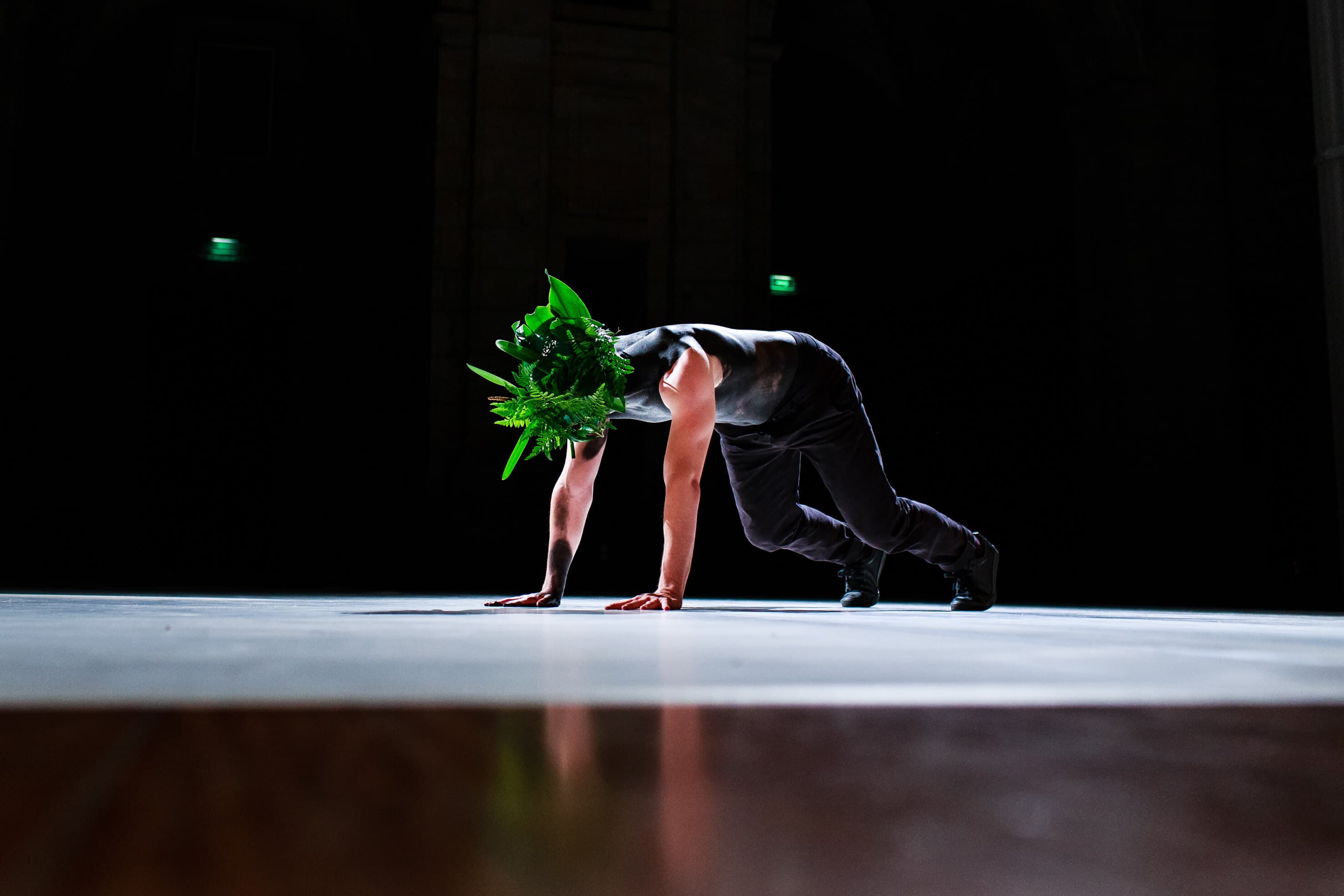 Grau Zero, um corpo que espera (2018) performance - 10